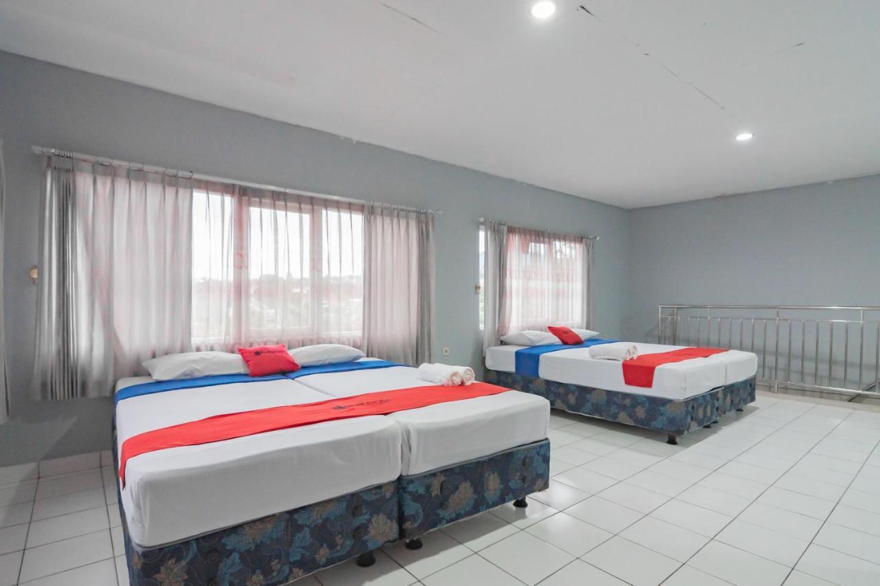 Reddoorz At Jalan Raya Lembang Hotel Padasul Exterior foto